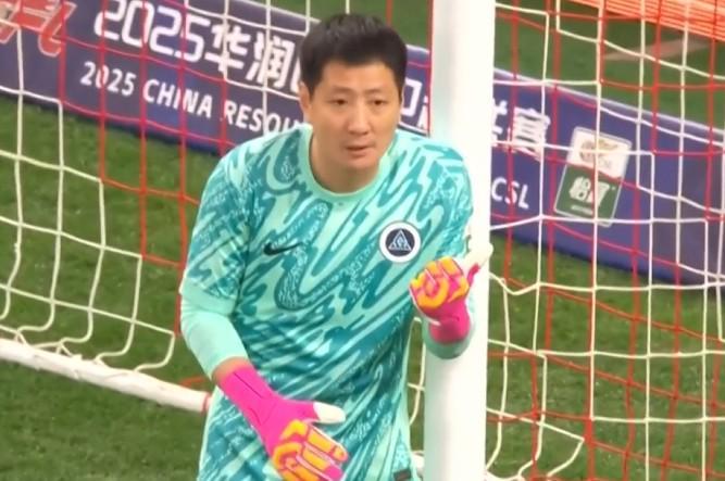 博主:陕西联合与前深圳新鹏城门将赵石达成加盟协议