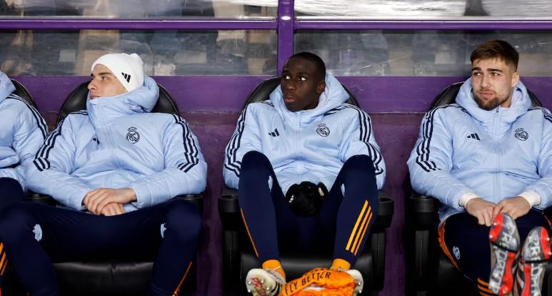 必一运动官方网站-阿斯：皇马想今夏出售门迪，但前提是他能上场比赛并发挥出色